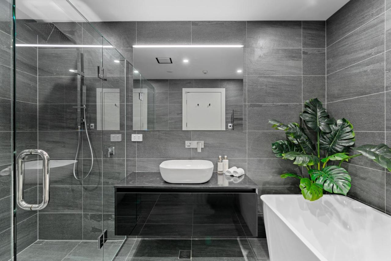 Luxurious Lakefront Penthouse Wanaka Eksteriør bilde